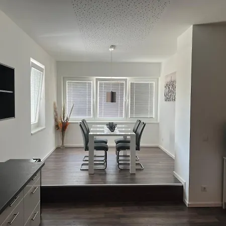 Golden Gate Orth an der Donau