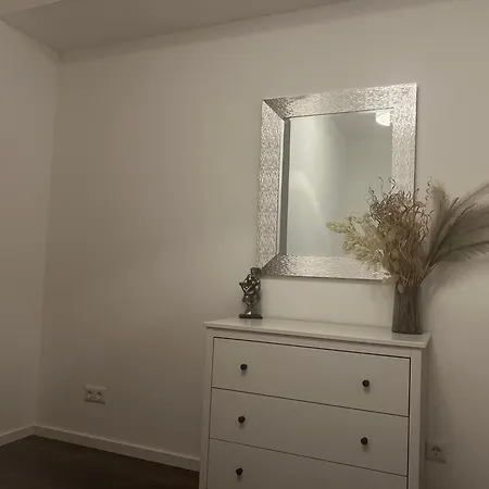 Apartment Golden Gate Orth an der Donau