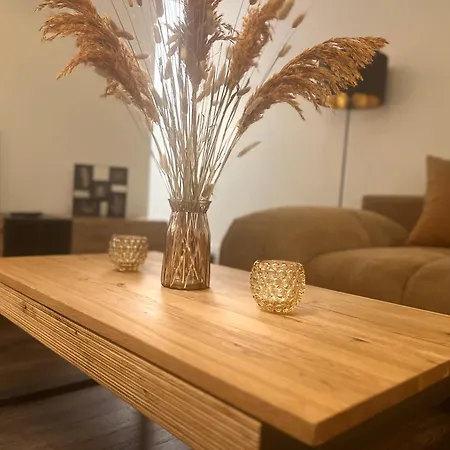 Golden Gate Apartment