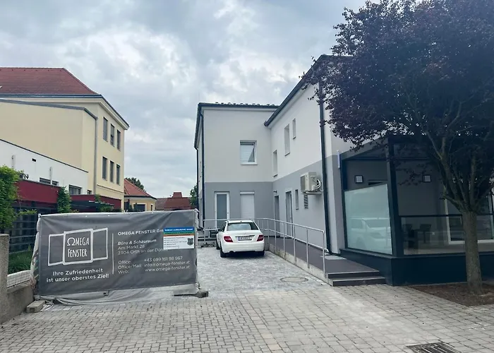 Golden Gate Orth an der Donau