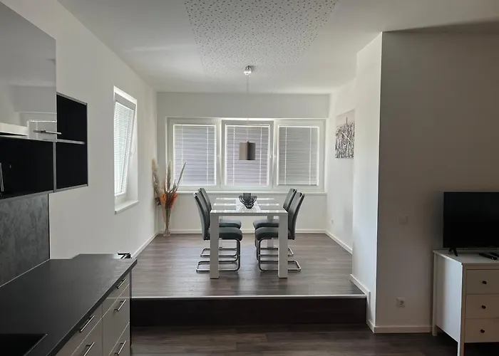 Golden Gate Orth an der Donau